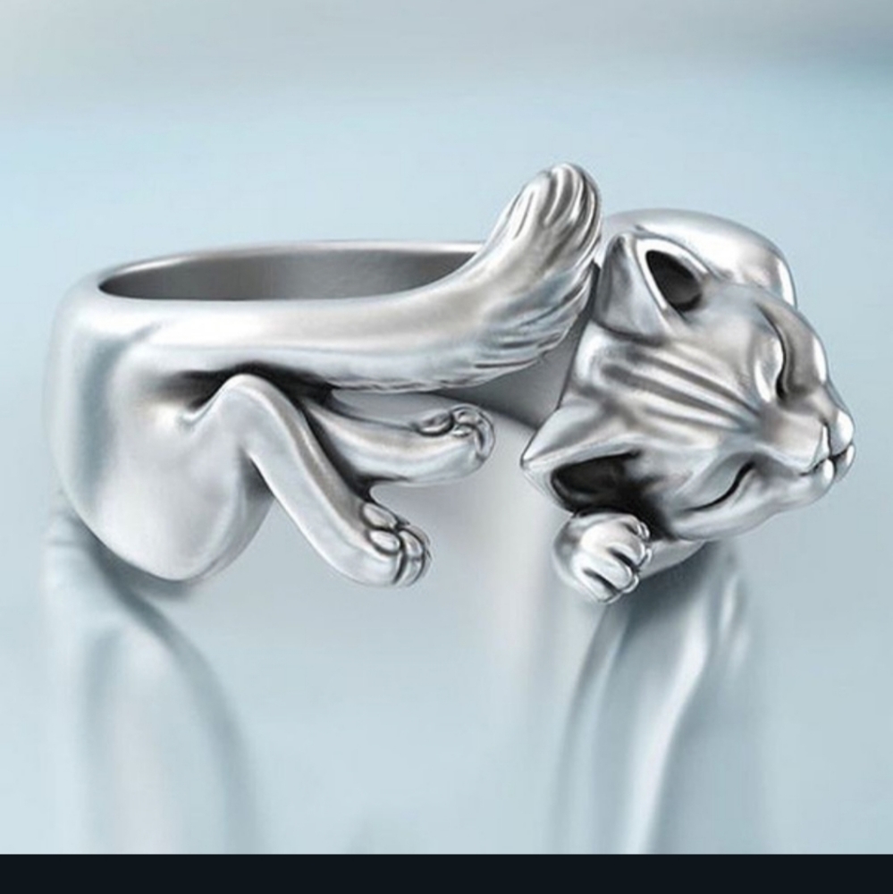 Sterling Silver Adjustable Lazy Kitty Ring. - Picture 5 of 5